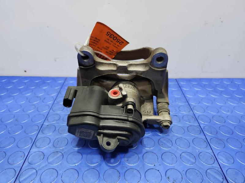 2018 Audi Q7 Caliper