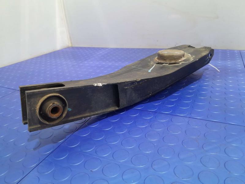 2012 Kia Sorento Lower Control Arm Rr