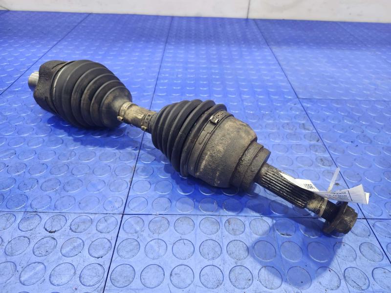 2004 Ford Explorer Axle Shaft