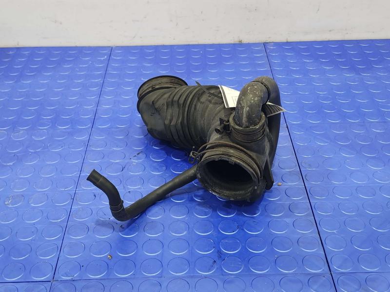 2010 Kia Rio Air Intake Tube/Resonator