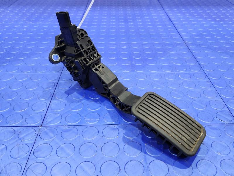 2013-2017 Honda Accord Accelerator Pedal Assembly Genuine OEM 17800-T2A-A01