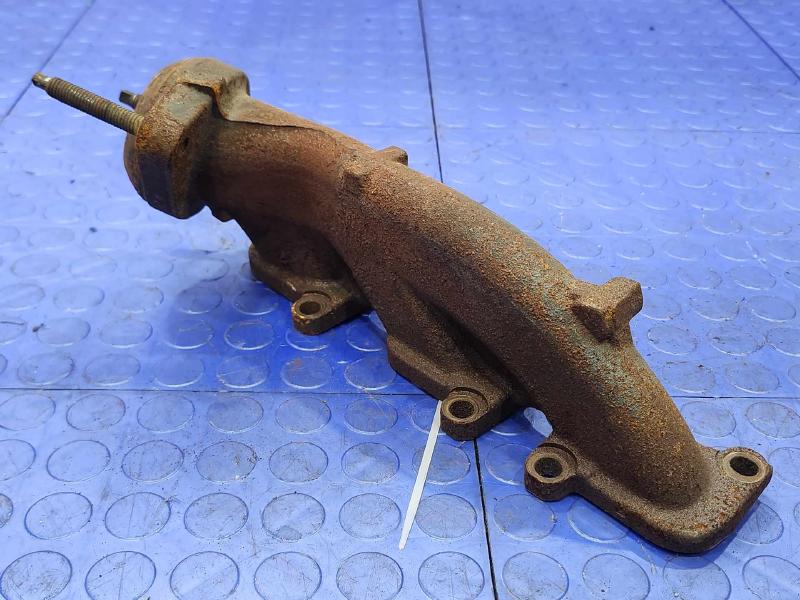2014 Ford Mustang Exhaust Manifold