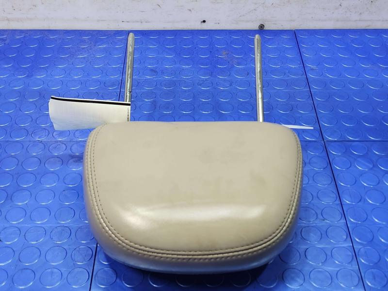 2003 Lincoln Town Car Headrest