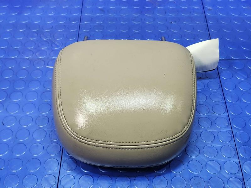 2003 Lincoln Town Car Headrest