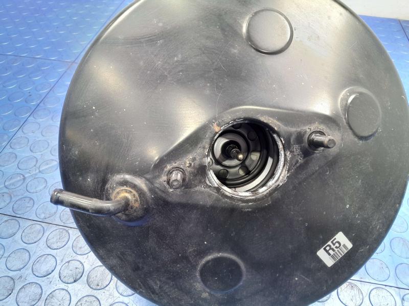 2010-2015 Hyundai Tucson Power Brake Booster Servo Genuine OEM 591102S000