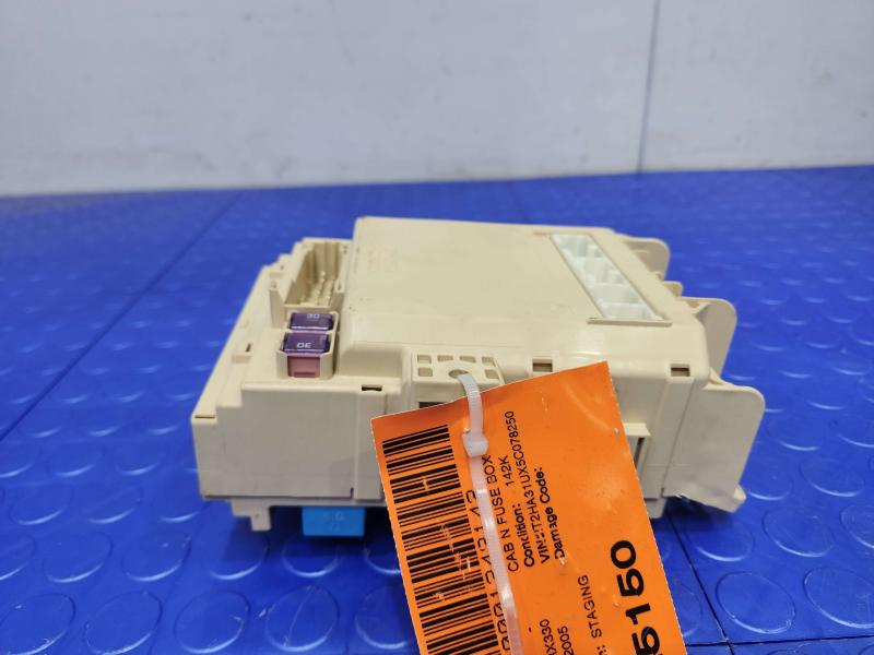 2005 Lexus RX 330 Cabin Fuse Box
