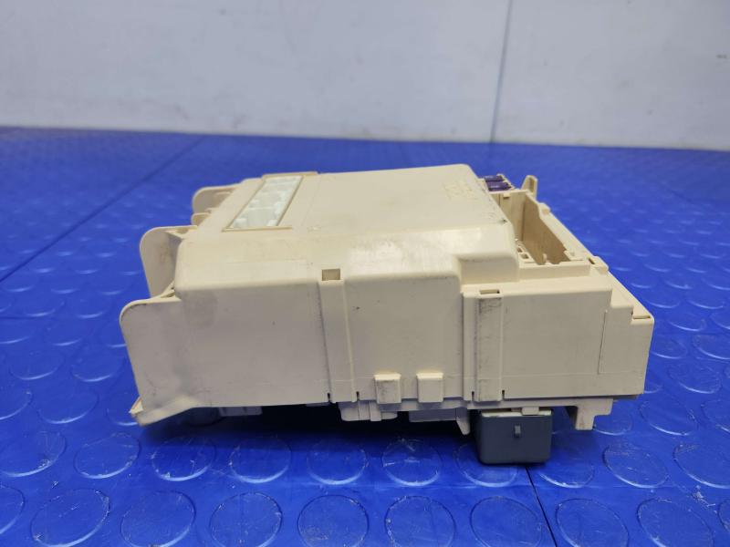 2005 Lexus RX 330 Cabin Fuse Box