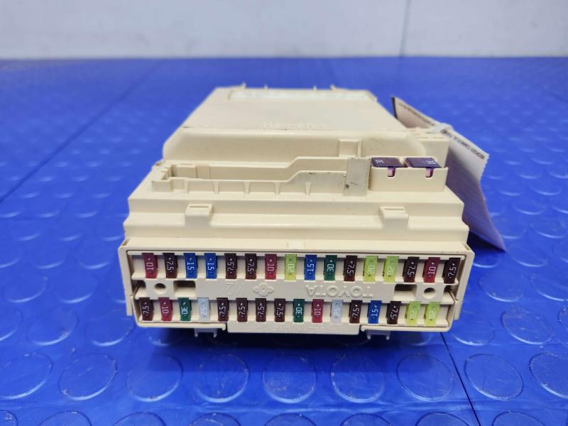 2005 Lexus RX 330 Cabin Fuse Box