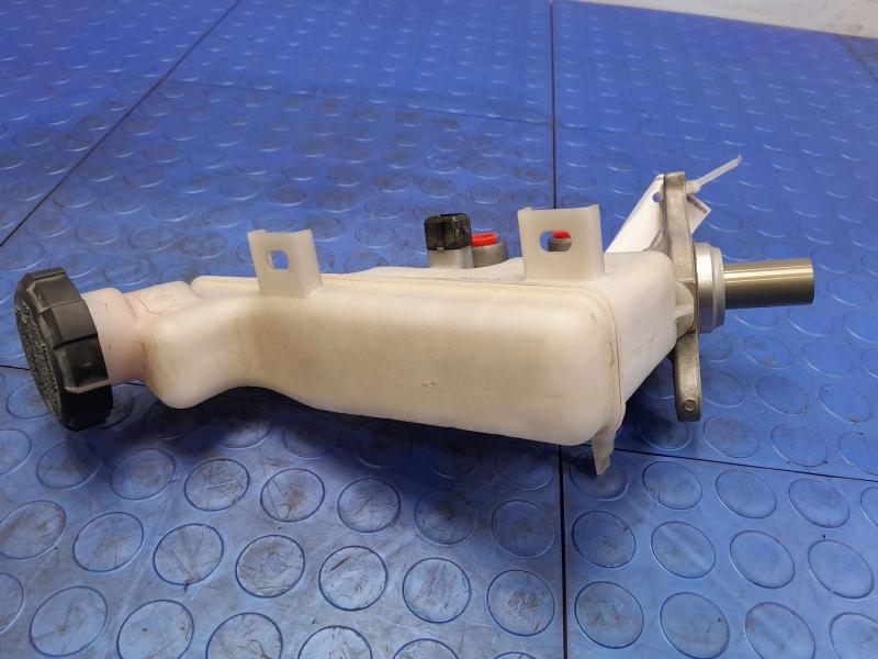 2020-2023 Kia Rio Brake Master Cylinder Assembly Genuine OEM 58510H9260