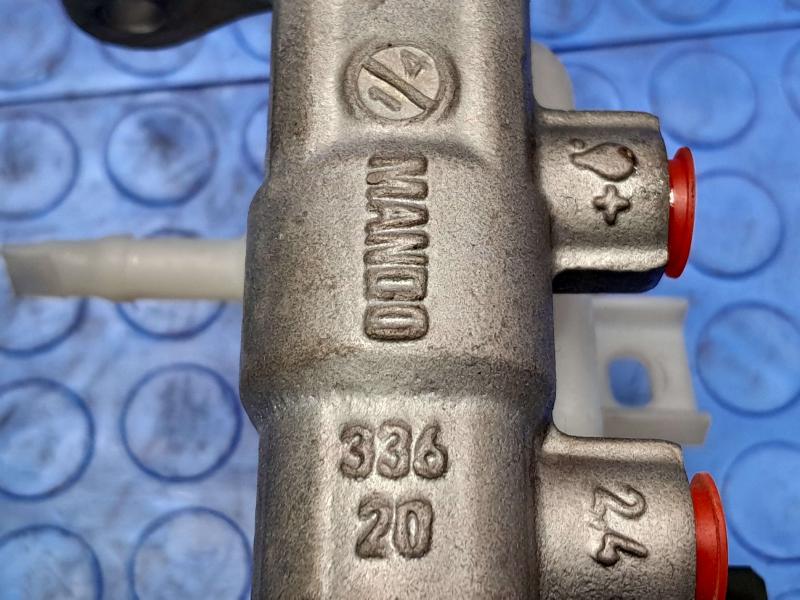 2020-2023 Kia Rio Brake Master Cylinder Assembly Genuine OEM 58510H9260