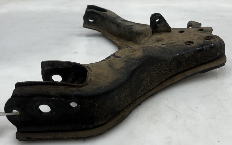 1992 - 2002 Isuzu Trooper Front Lower Control Arm A-Arm RH Passenger Side OEM 8943744281