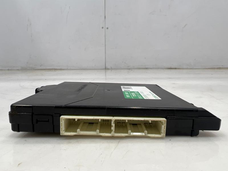 2016 Toyota Prius C 1.5L Multiplex Network Control Module OEM 89221-52700