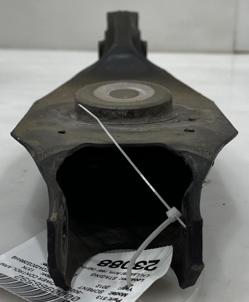 2012 Kia Sorento Lower Control Arm Rr