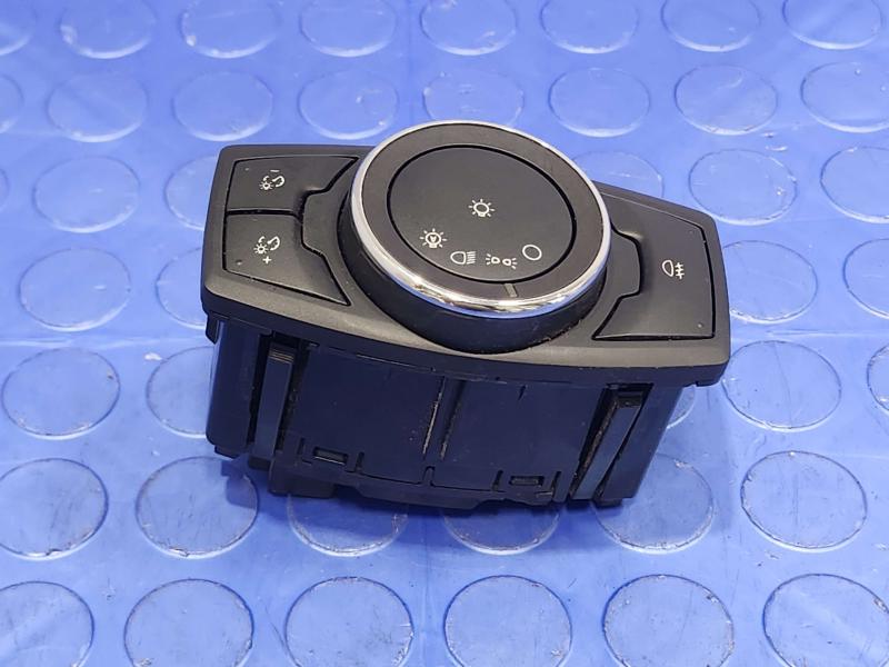 2018 Ford Expedition Headlight Switch (Dash Mtd)