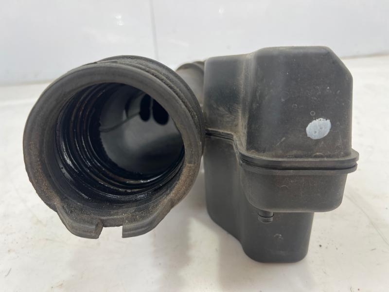 2011 - 2019 Ford Explorer Engine Air Intake Hose Tube OEM BB5Z9B659D