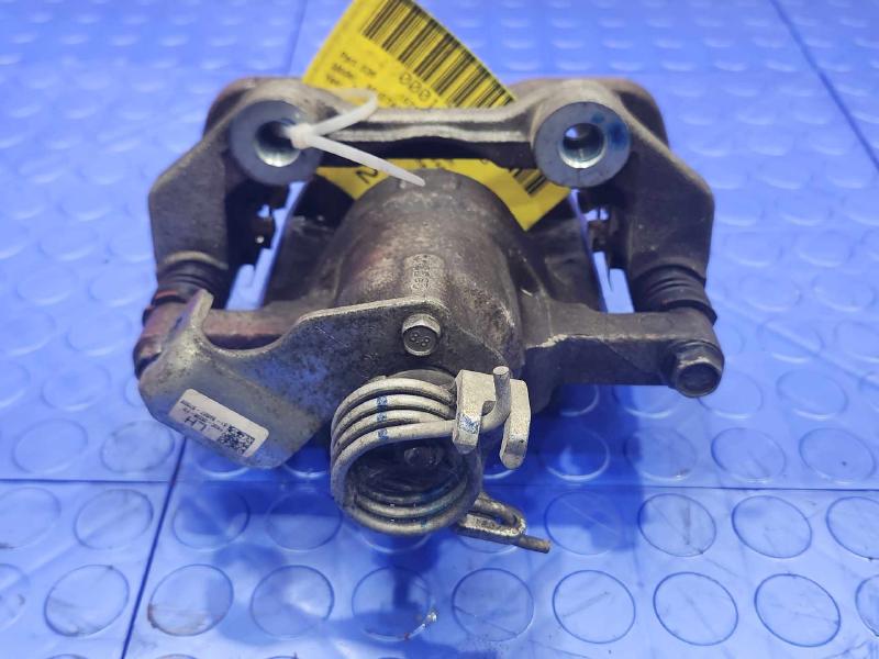 2016 Ford Mustang Caliper