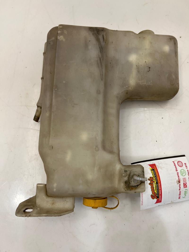 2001 Nissan Xterra Coolant Recovery Bottle