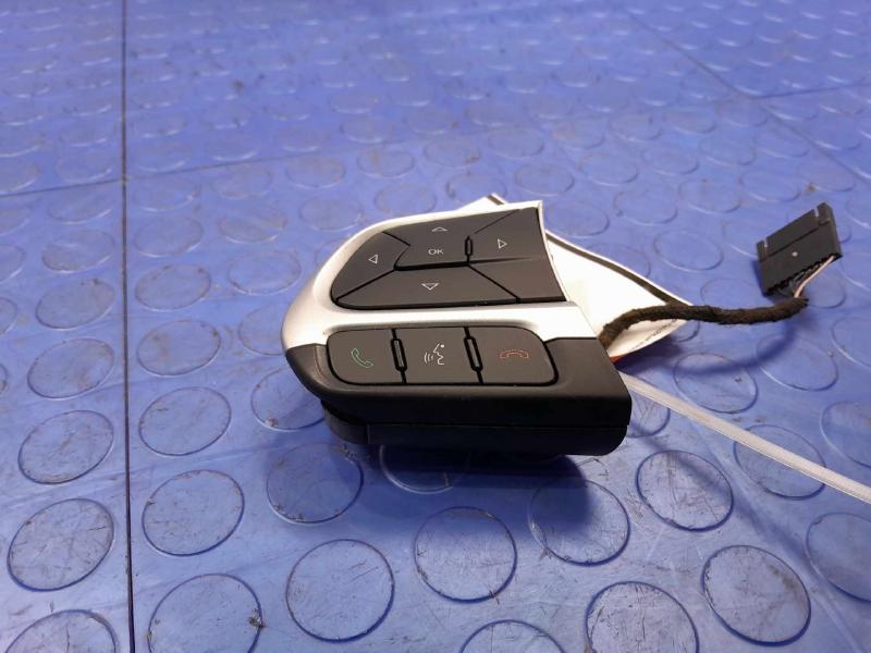 2018-2021 Jeep Compass Steering Wheel EVIC Switch Genuine OEM 5YL19LXHAB