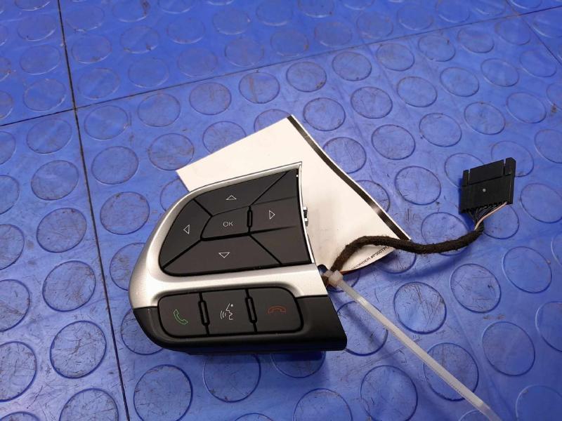 2018-2021 Jeep Compass Steering Wheel EVIC Switch Genuine OEM 5YL19LXHAB