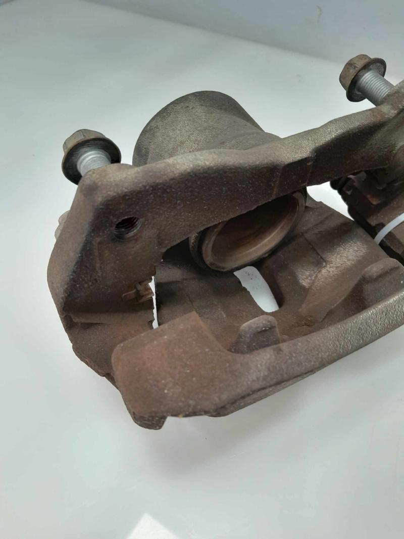 2015 Toyota Corolla Caliper
