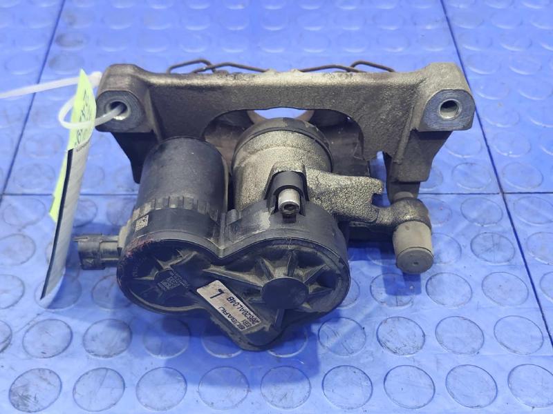 2018 Subaru Legacy Caliper