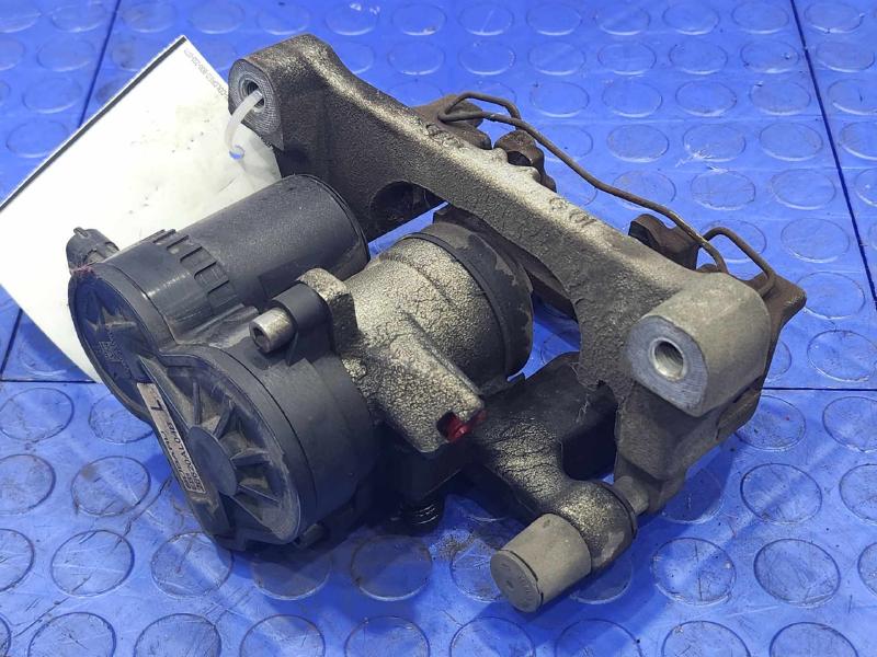 2018 Subaru Legacy Caliper