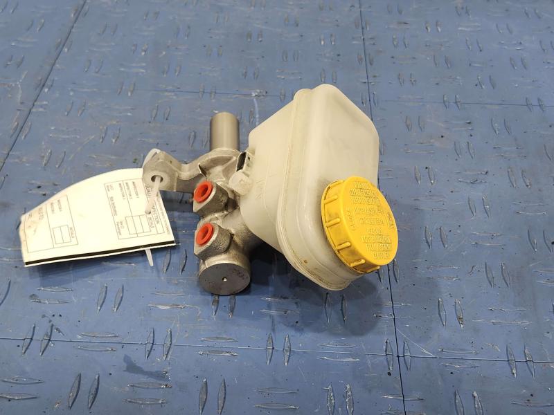 2015 Subaru Forester Master Cylinder