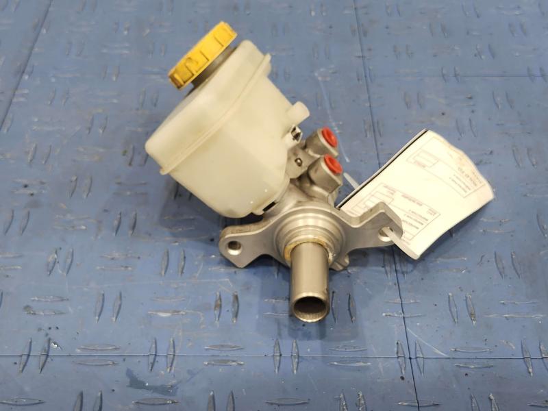 2015 Subaru Forester Master Cylinder