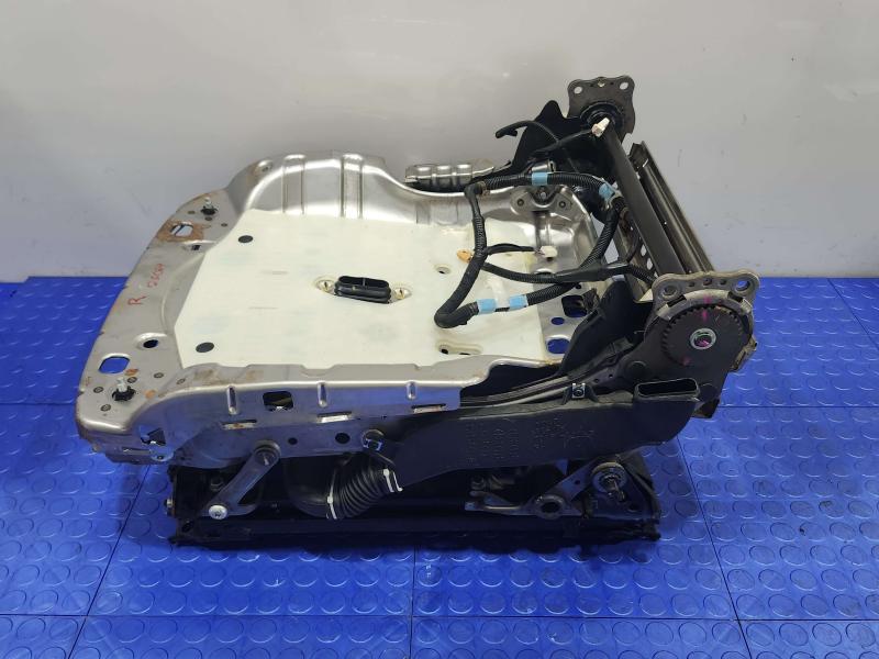 2008 Lexus LS 460 Seat Track