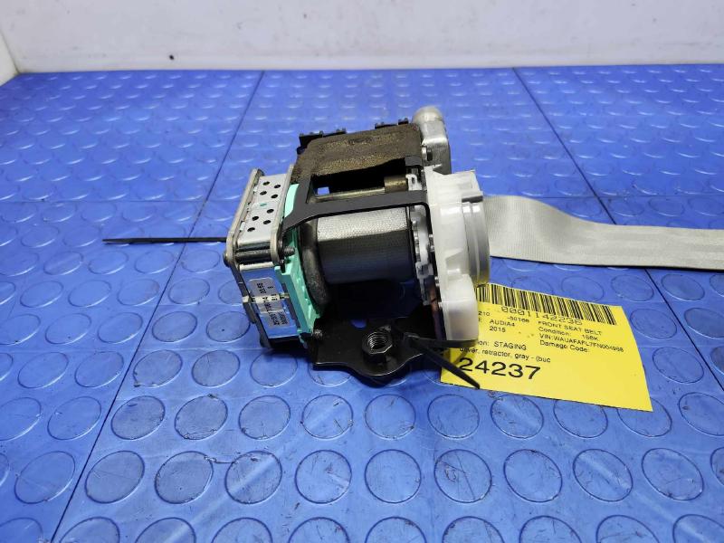 2015 Audi A4 Front Seat Belt