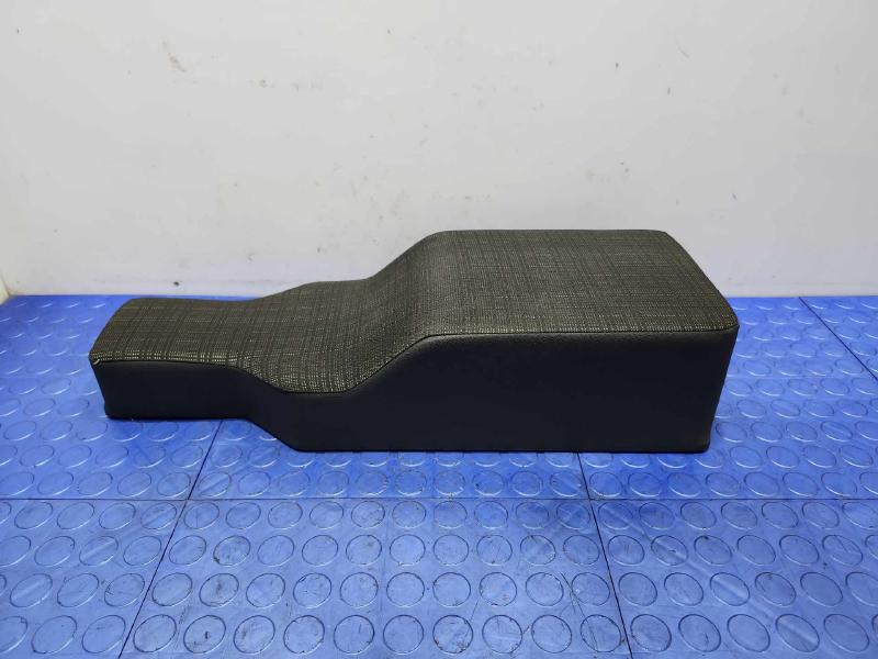 2014 Mercedes Sprinter Headrest