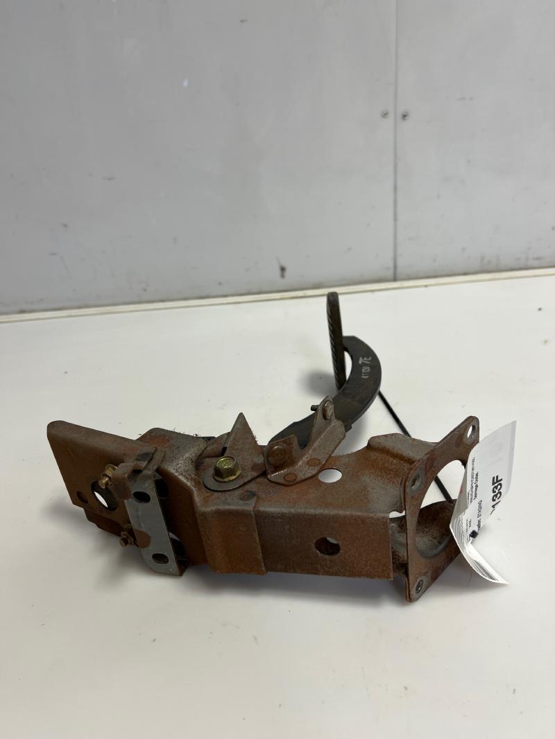 2005 - 2009 Subaru Legacy Outback Brake Pedal Assembly OEM