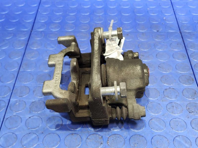 2014 Nissan Maxima Caliper