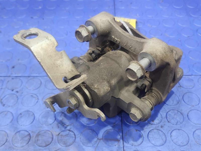 2016 Toyota Prius Caliper