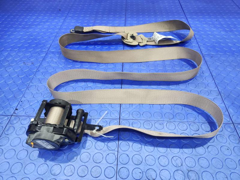 2011 Kia Sorento Front Seat Belt