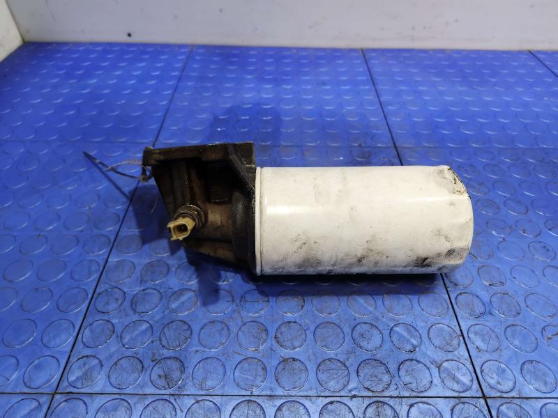 2012 Ford F-250 Super Duty Oil Filter Housing