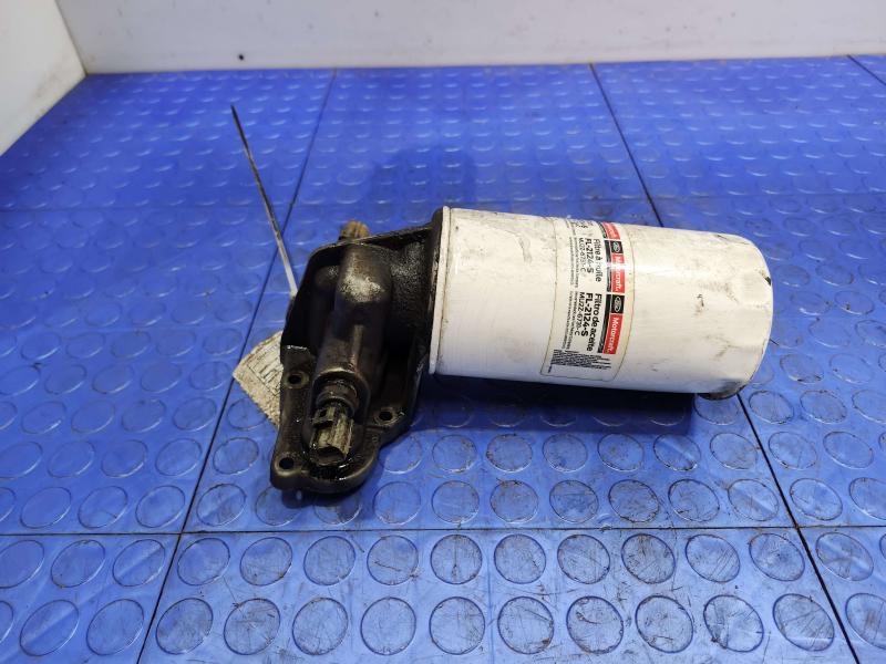 2012 Ford F-250 Super Duty Oil Filter Housing