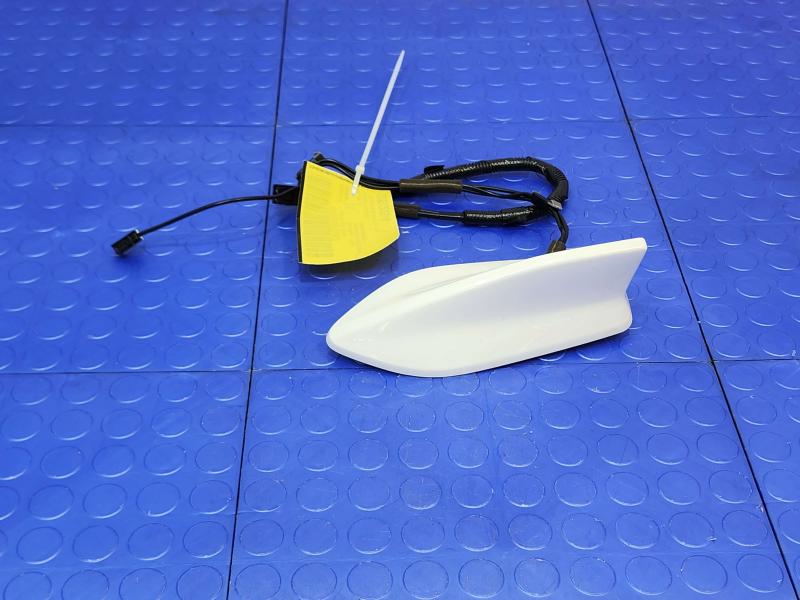 2014 Acura RLX Antenna