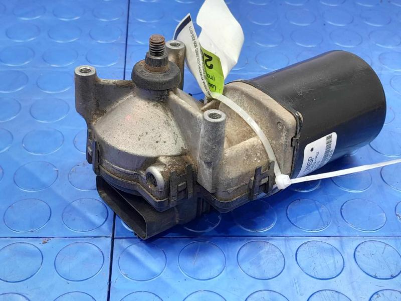 2011 Ford F-250 Super Duty Wiper Motor Front