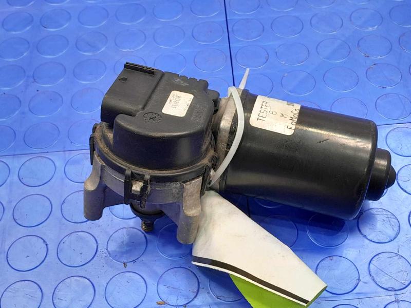 2011 Ford F-250 Super Duty Wiper Motor Front
