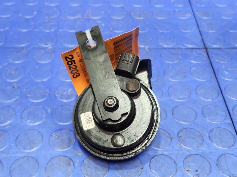 2015-2018 Kia Sedona OEM Low Note Horn Assembly Genuine 96610A9000