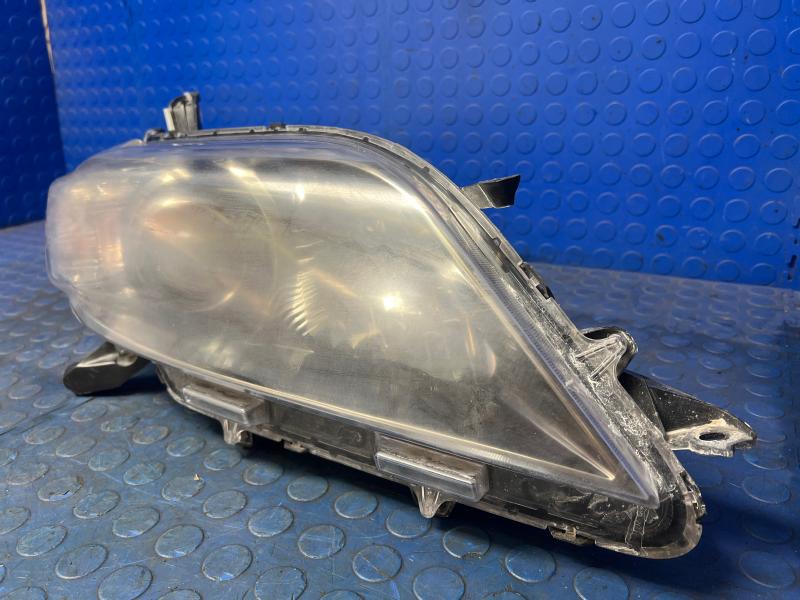 2011 Toyota Sienna Headlamp Assembly