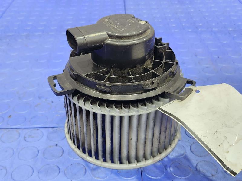 2010 Mazda Mazda3 Blower Motor