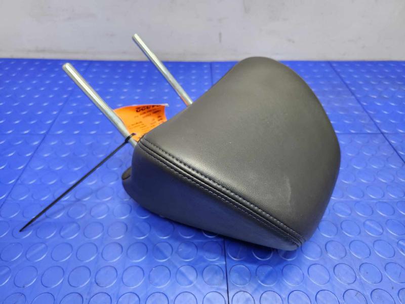 2017 Nissan Maxima Headrest