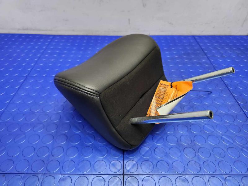2017 Nissan Maxima Headrest