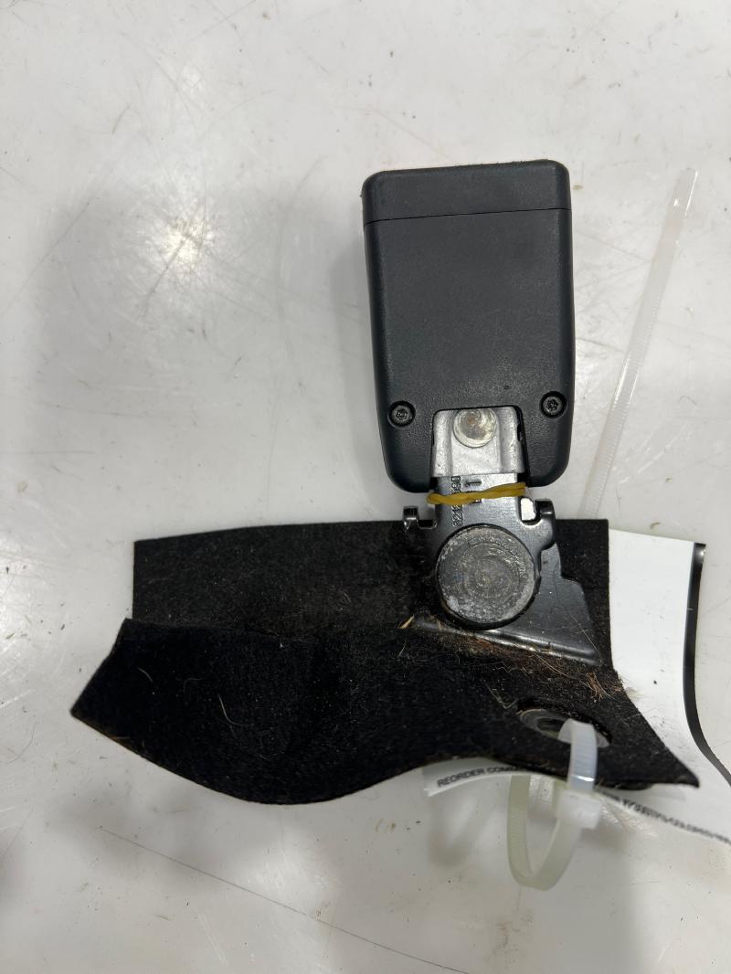 2014 Hyundai Veloster Rear Seat Belt