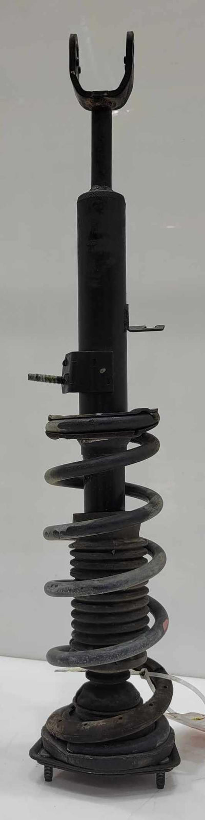 2003 - 2006 Nissan 350Z Front Strut Assembly RH Passenger Side OEM 56110CD027