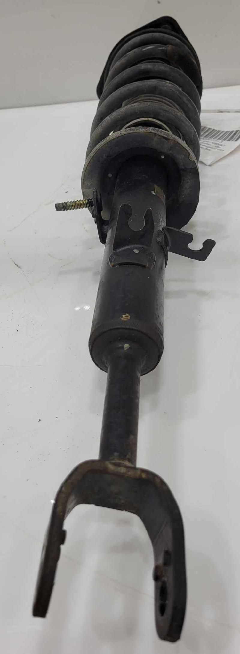 2003 - 2006 Nissan 350Z Front Strut Assembly RH Passenger Side OEM 56110CD027