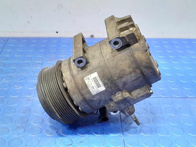 2013 Ford F-250 Super Duty A/C Air Compressor