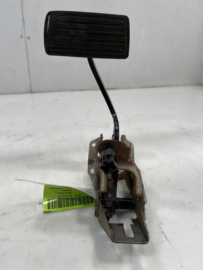 2006 - 2011 Honda Civic Brake Pedal Assembly OEM 46600-SNE-A81